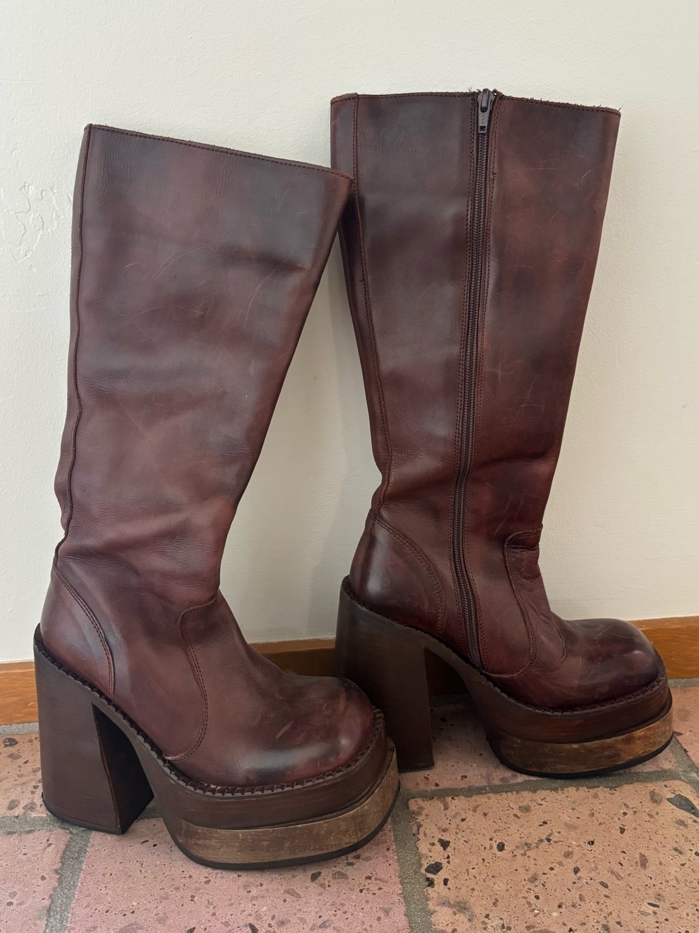 Vintage Sonax Platform Boots - Picture 3 of 8